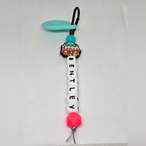 NWT Handcrafted Beaded Dog Mom Floral with Teal Dog Poop Bag Holder- Bentley